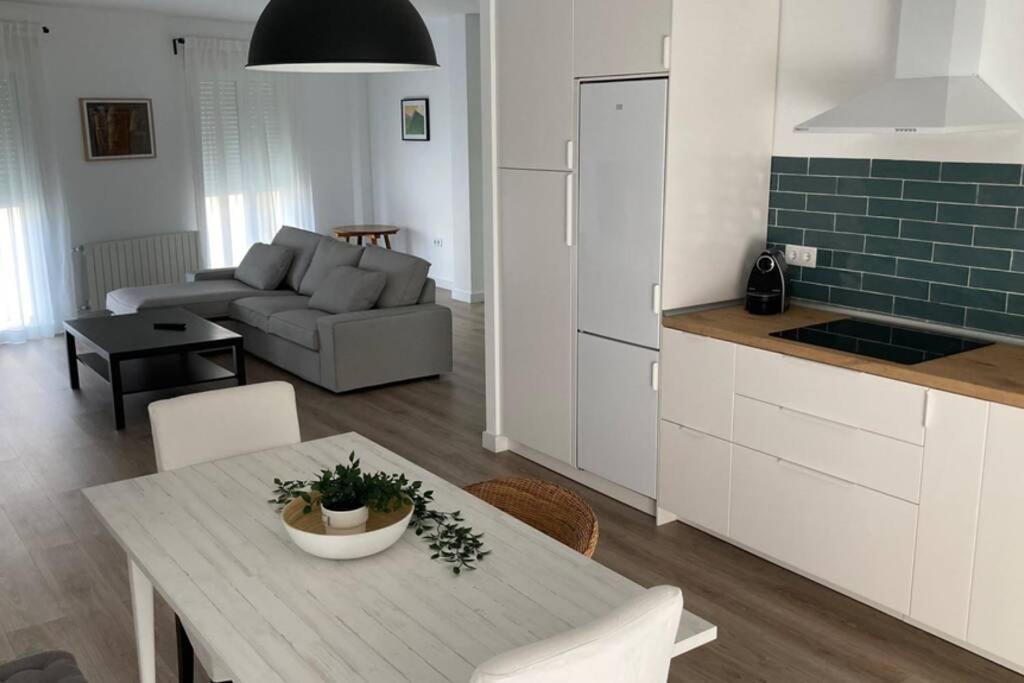 Piso Nuevo, Centrico Y Tranquilo Apartman Bullas Kültér fotó
